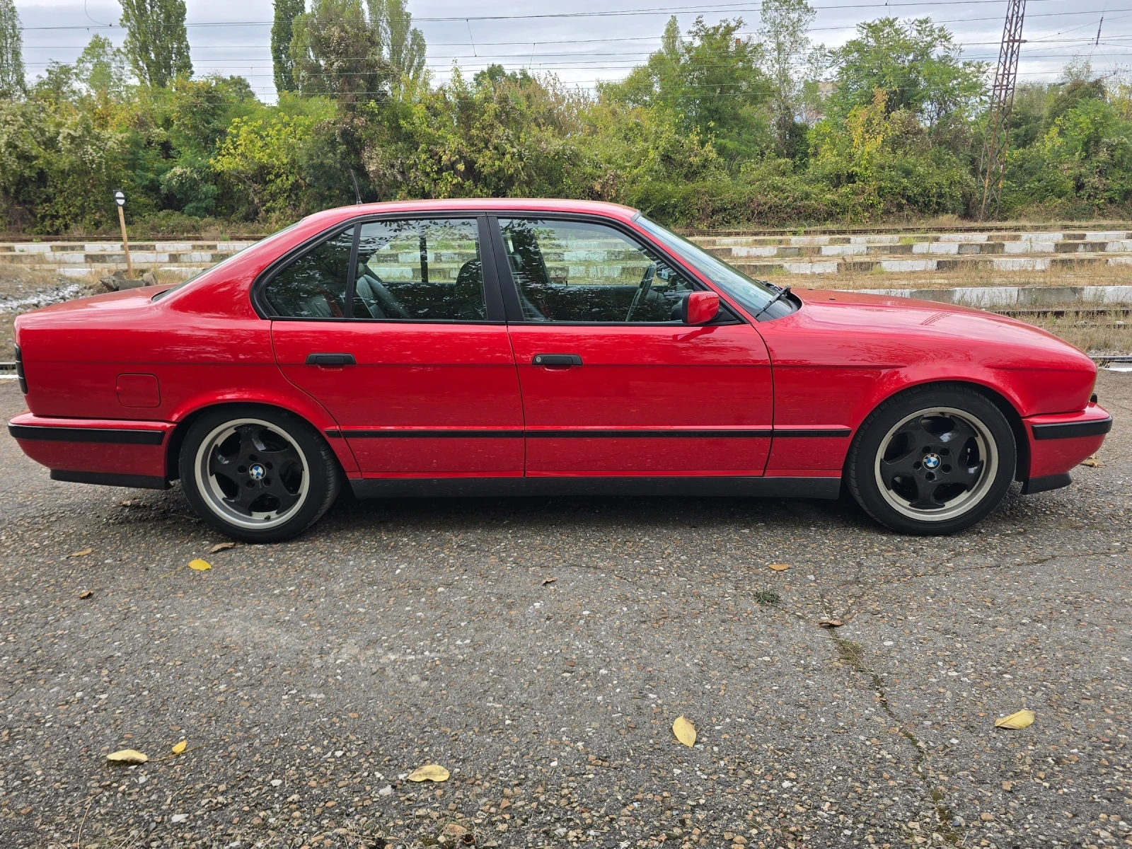 BMW 525 M5 20 Jahre реплика - изображение 4