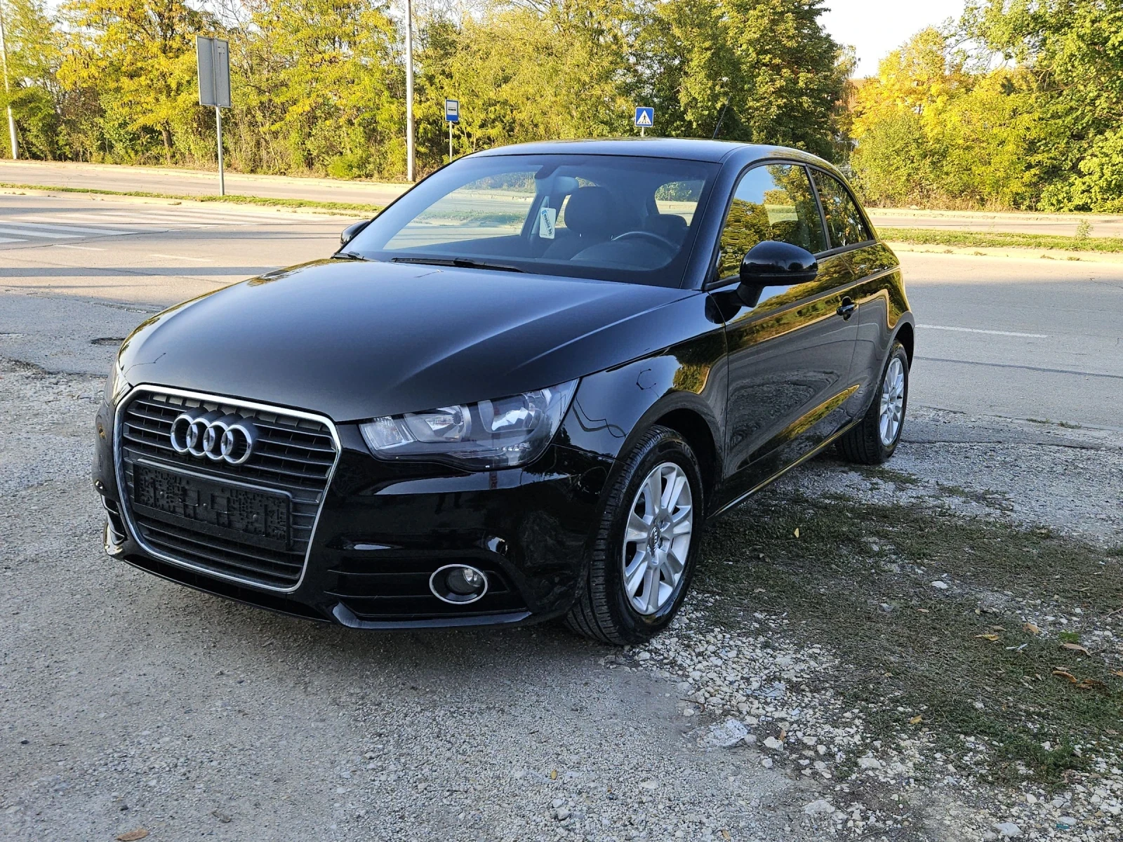 Audi A1 1.2i---86кс - изображение 3