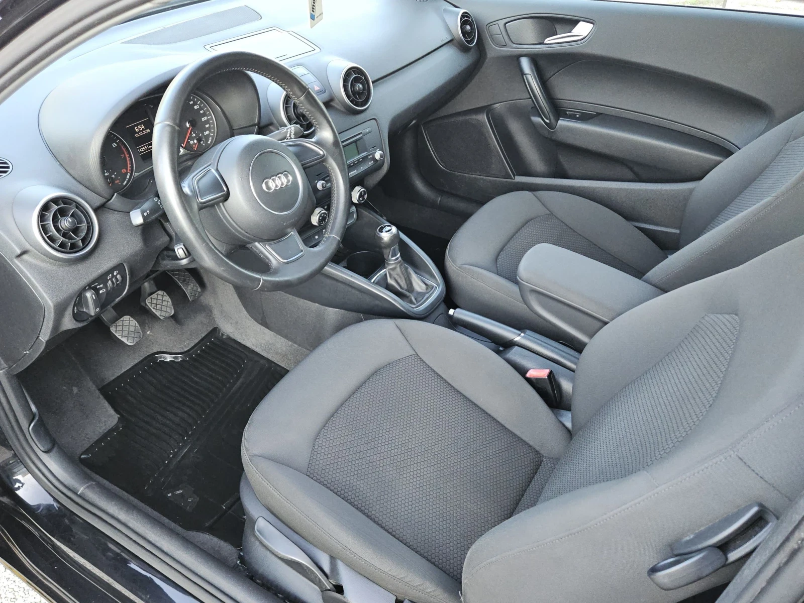 Audi A1 1.2i---86 | Mobile.bg   13