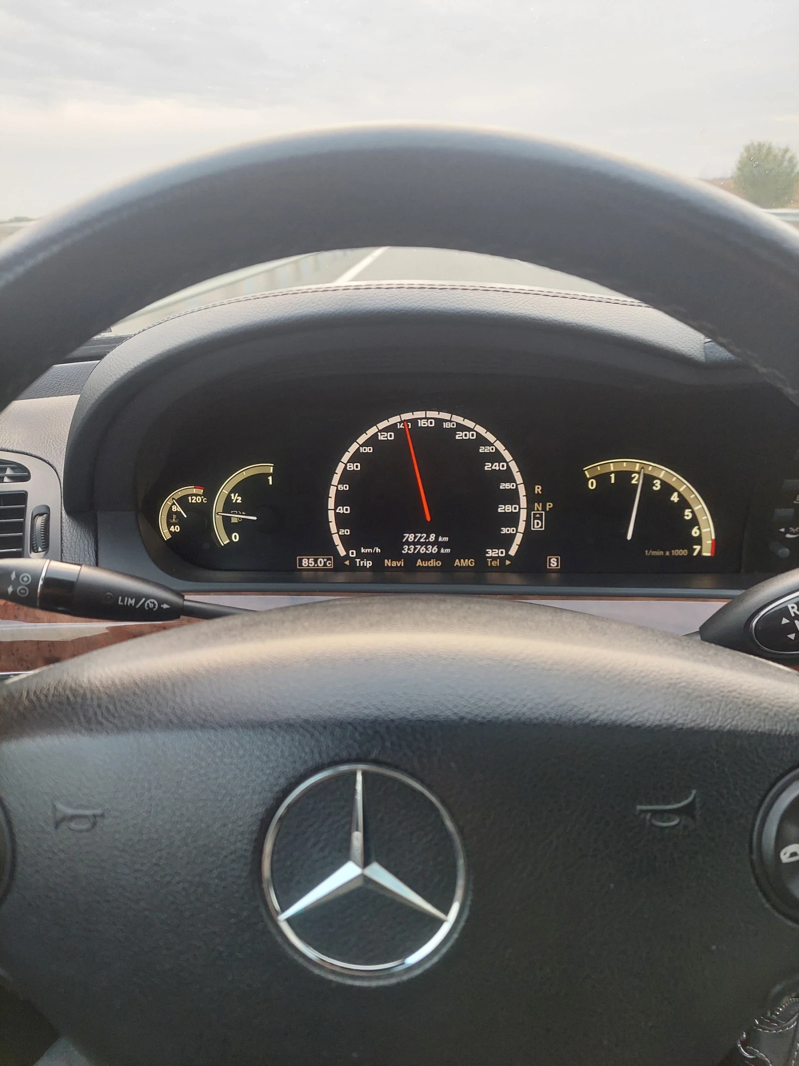 Mercedes-Benz S 500 4MATIC AMG , снимка 17 - Автомобили и джипове - 52417539