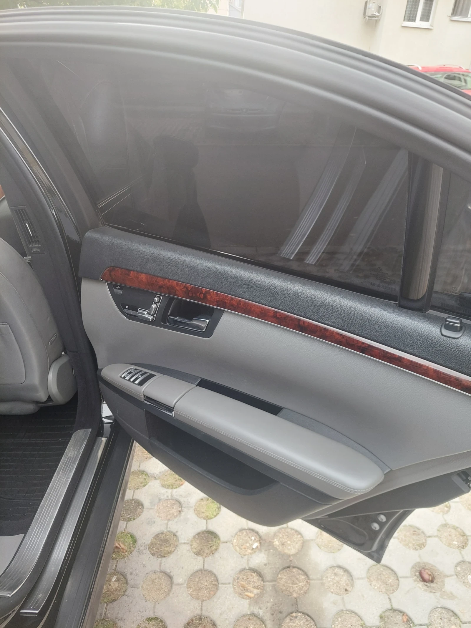 Mercedes-Benz S 500 4MATIC AMG , снимка 16 - Автомобили и джипове - 52417539