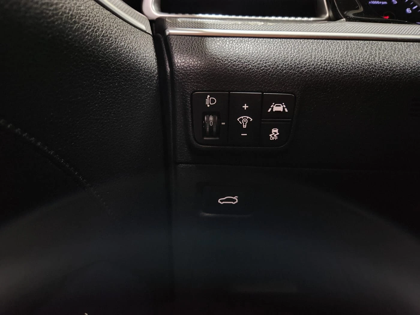 Kia K5 2.0 LPG Trendy * ПАНО* ДЖОЙСТИК* ОЧАКВАН ВНОС*  - изображение 3