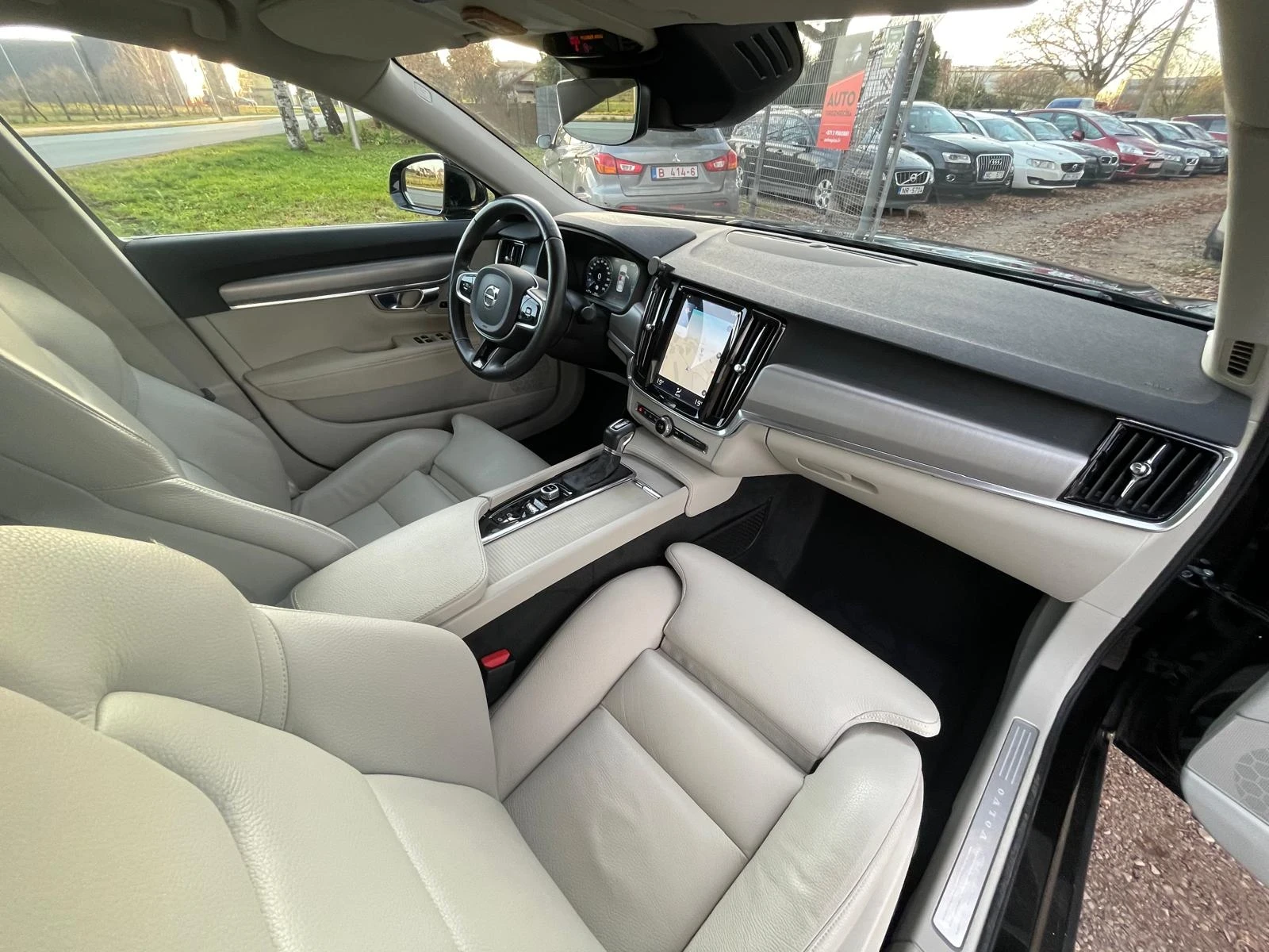 Volvo S90  - изображение 9