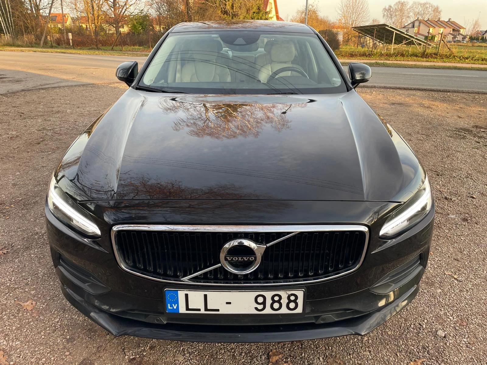 Volvo S90  - изображение 3