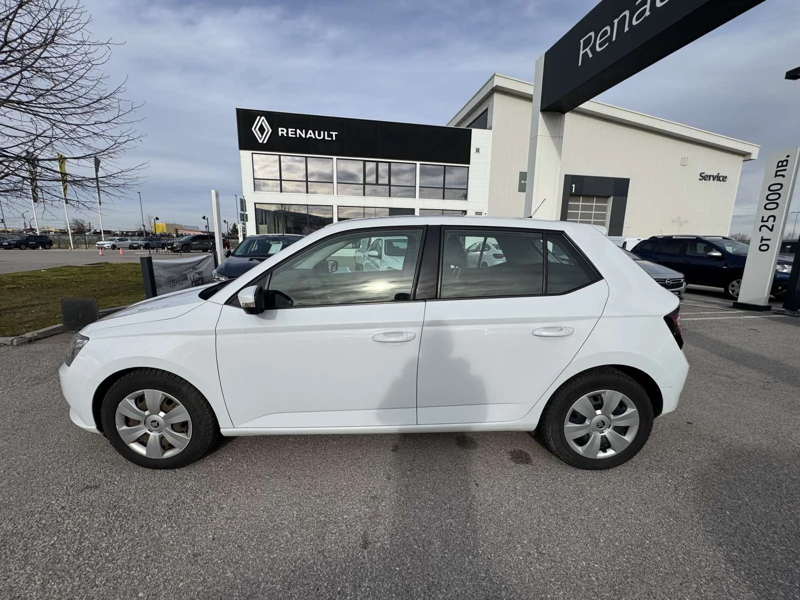 Skoda Fabia 1.0 MPI - изображение 3
