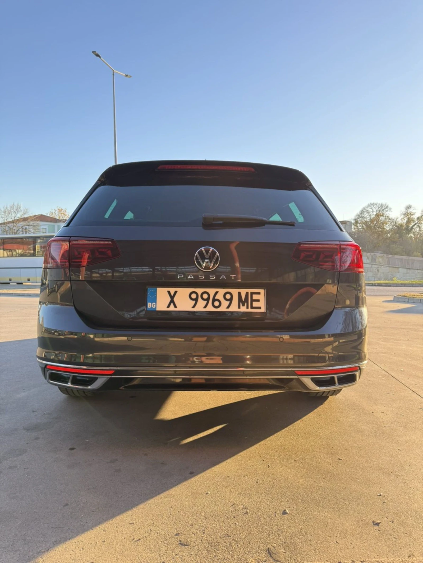 VW Passat 2.0 TDI R Line  - изображение 6