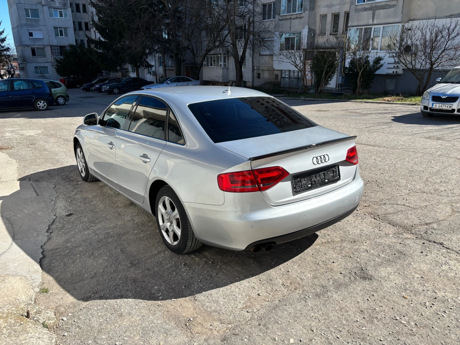 Audi A4 1.8 TFSI, снимка 4 - Автомобили и джипове - 53784743
