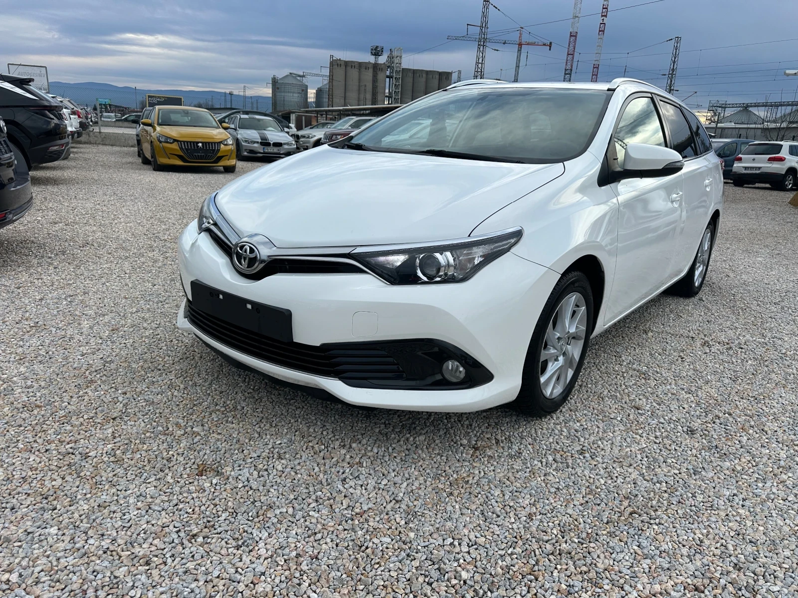 Toyota Auris 1.6 benzin