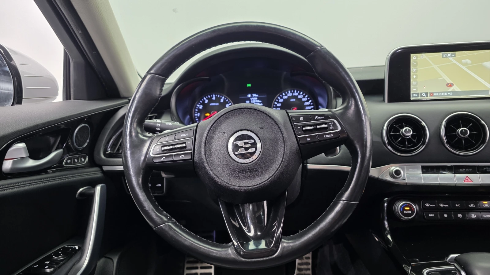 Kia Stinger 2.0T 2WD PLATINUM autogeorge.com | Mobile.bg � ����������� 12