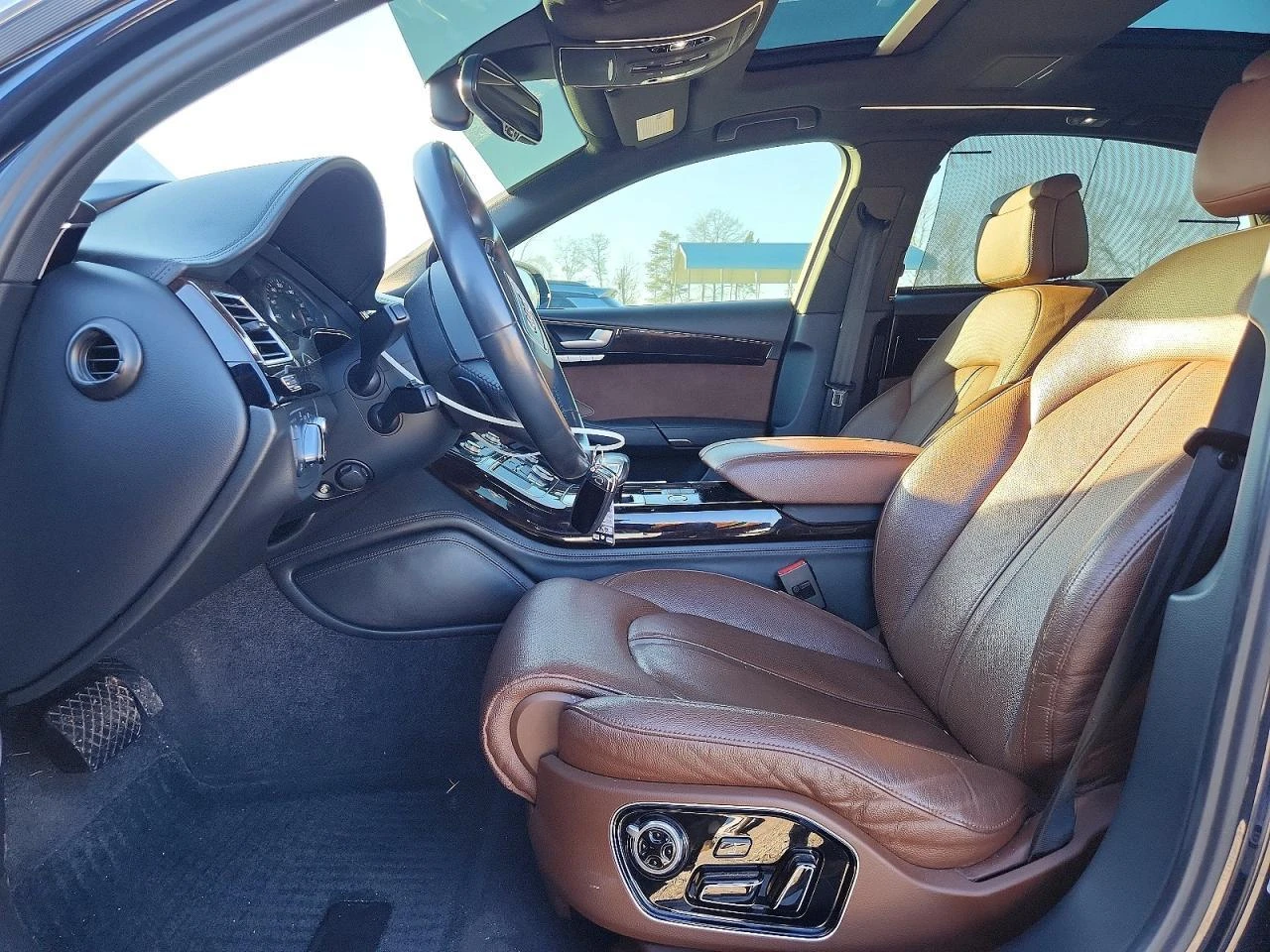 Audi A8 L* MATRIX* КАМЕРА* KEYLESS* ПОДГРЕВ* КОЖА* ПАНО* , снимка 7 - Автомобили и джипове - 53998594