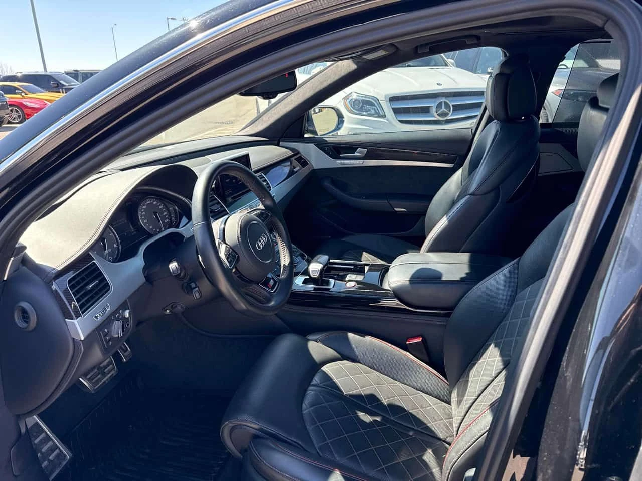 Audi S8  Plus /360/DIS/ОБДУХВАНЕ/BOSE/MATRIX, снимка 5 - Автомобили и джипове - 54174087