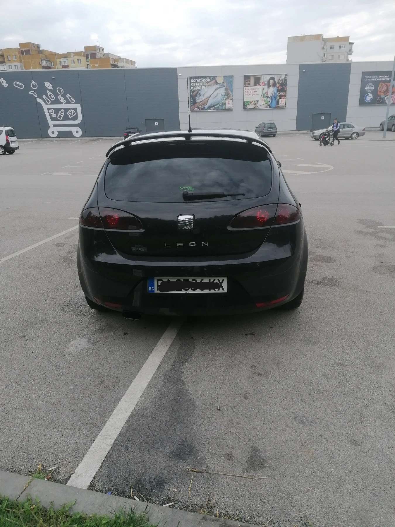 Seat Leon 2.0 16V, снимка 2 - Автомобили и джипове - 54442275