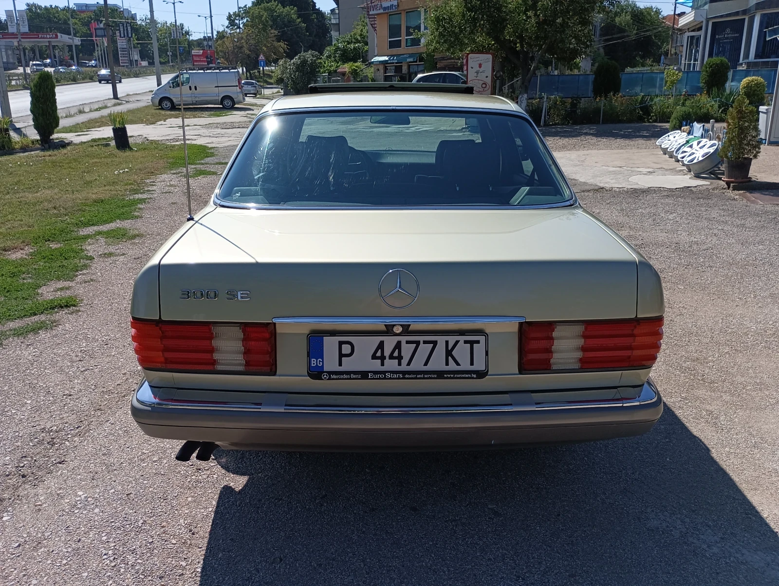 Mercedes-Benz 126 300 SE 188к.с., снимка 3 - Автомобили и джипове - 54623314