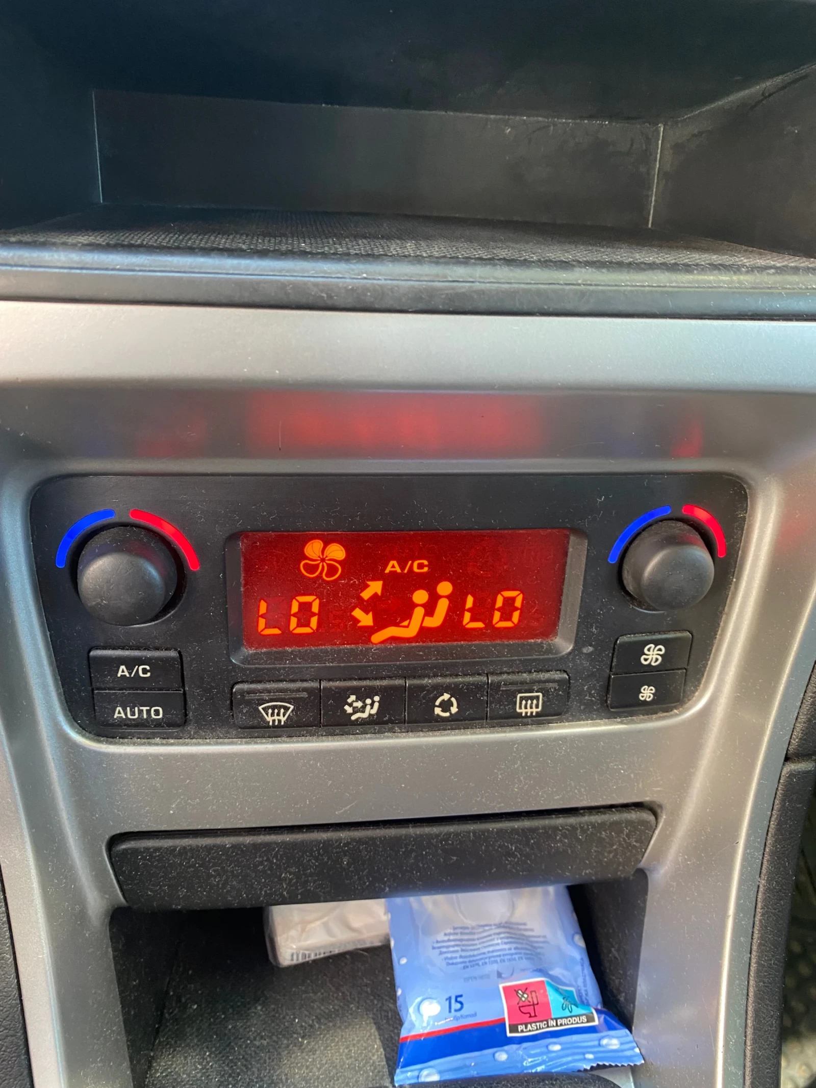 Peugeot 307, снимка 8 - Автомобили и джипове - 54856996