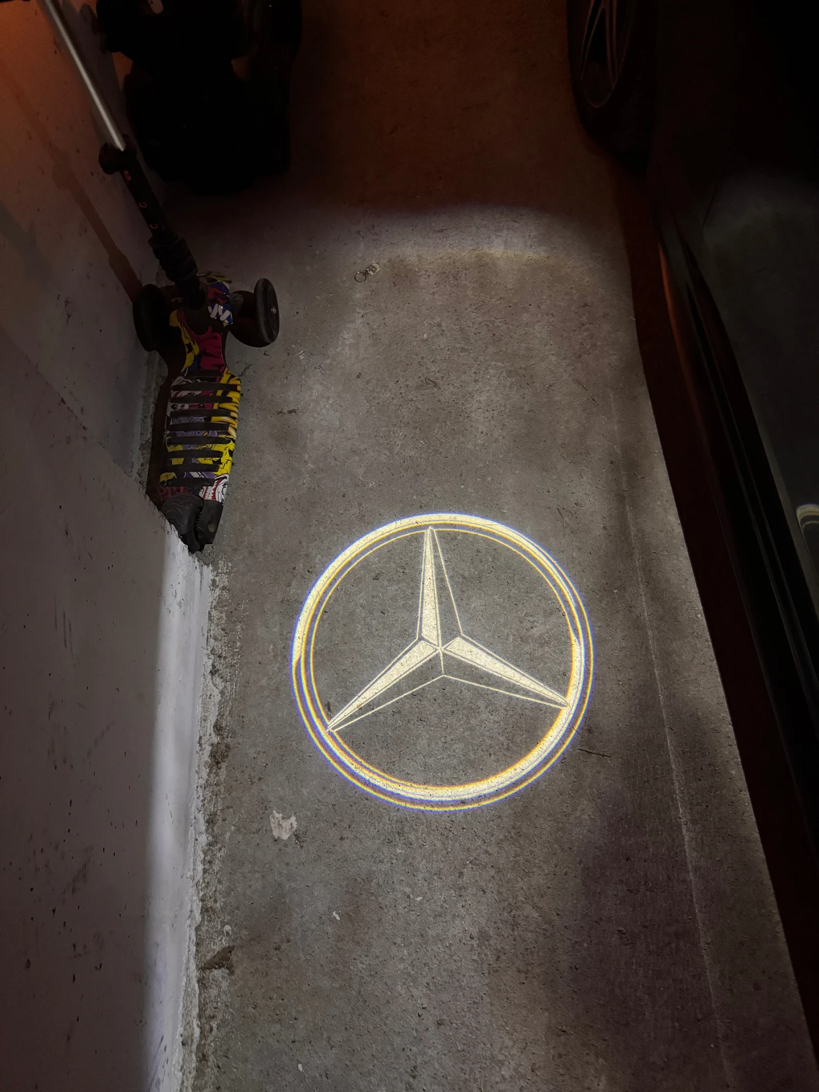 Mercedes-Benz C 300 AMG Line 4matic, снимка 15 - Автомобили и джипове - 55923302