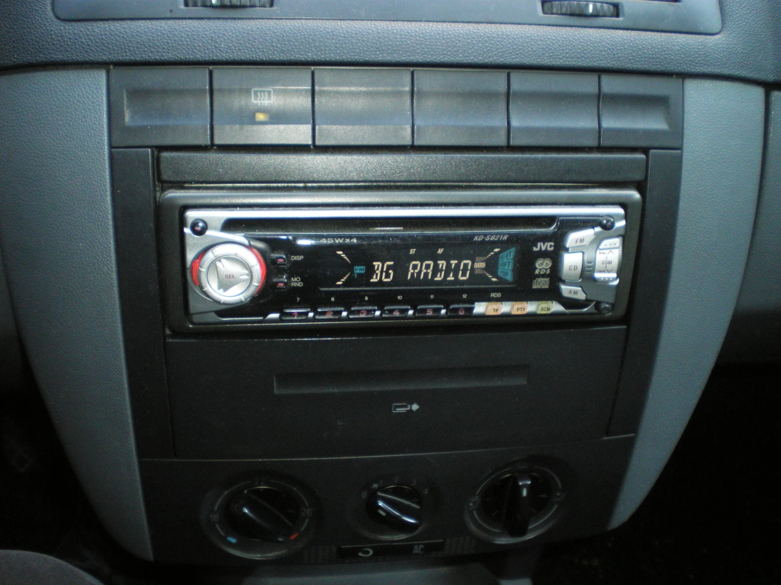 Skoda Fabia, снимка 4 - Автомобили и джипове - 55943586