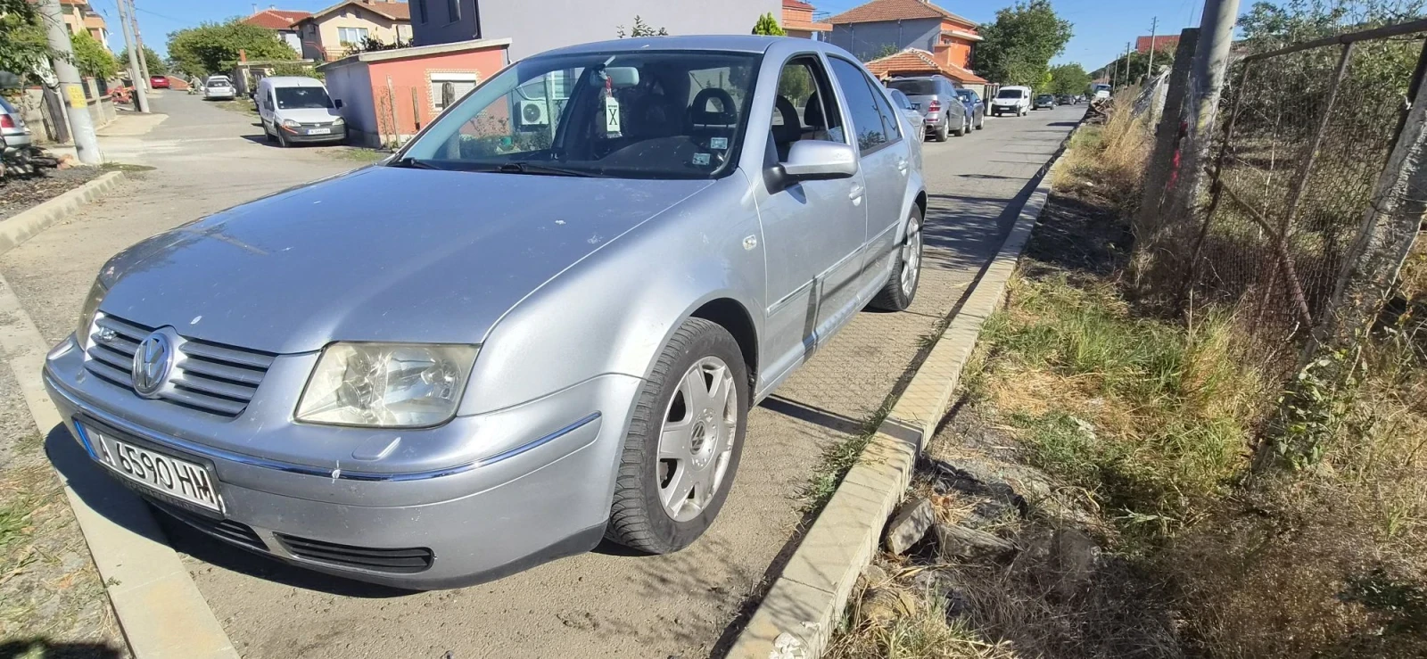 VW Bora V5 2.3i 150, снимка 2 - Автомобили и джипове - 55961763
