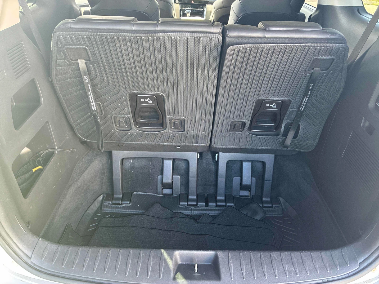 Kia Carnival * FWD * АВТОКРЕДИТ БЕЗ ПЪРВОНАЧАЛНА ВНОСКА* , снимка 14 - Автомобили и джипове - 56041816