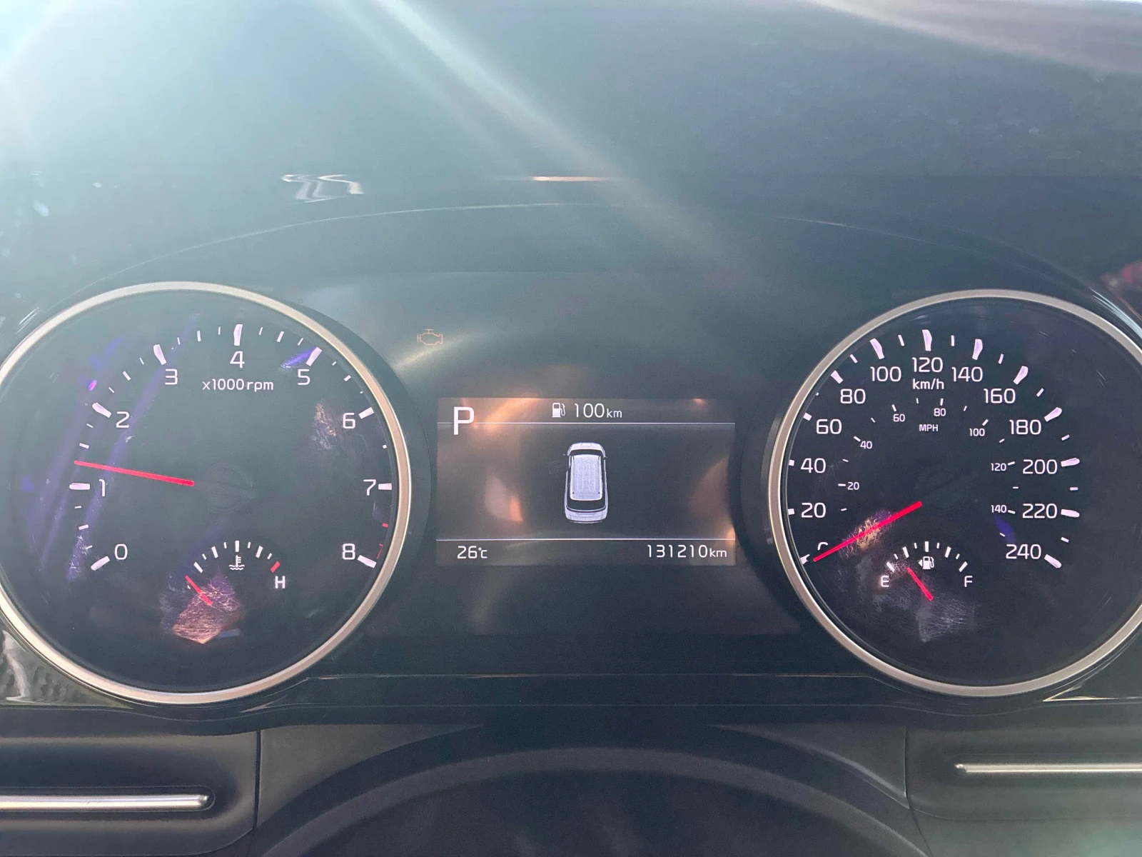 Kia Carnival * FWD * АВТОКРЕДИТ БЕЗ ПЪРВОНАЧАЛНА ВНОСКА* , снимка 8 - Автомобили и джипове - 56041816