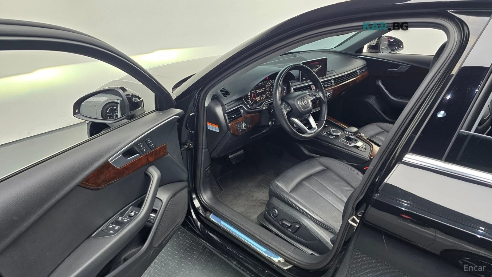 Audi A4 Virtual Cockpit Plus* панорама* ПОДГРЕВ и ОБДУХВАН, снимка 9 - Автомобили и джипове - 56092489
