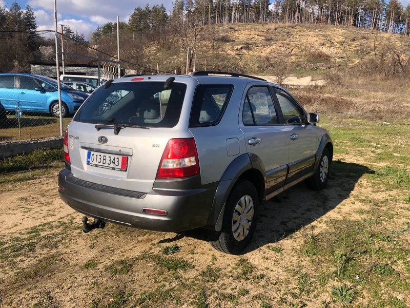 Kia Sorento 2.5CRDI , снимка 4 - Автомобили и джипове - 44864022