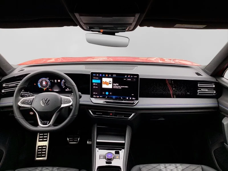 VW Tiguan 2.0TDI/150HP/R-LINE/MASSAGE/DSG/AHK/NAVI/CAM/539g, снимка 3 - Автомобили и джипове - 52279003