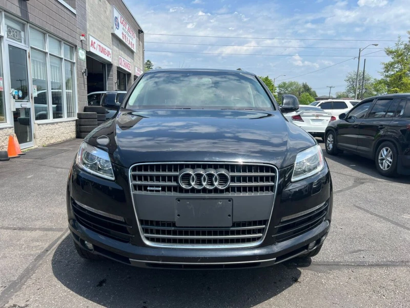 Audi Q7 quattro* Keyless* Panoramic Sunroof* Камера* , снимка 2 - Автомобили и джипове - 53115125