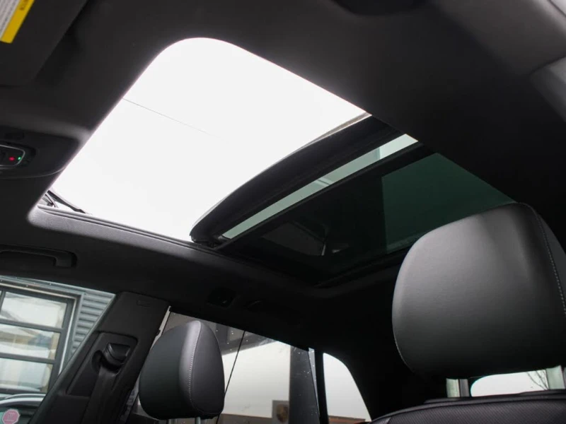 Audi Q8 QUATTRO* TECHNIK* KEYLESS* АвтоКредит(ЦЕНА ДО БГ), снимка 14 - Автомобили и джипове - 53435925