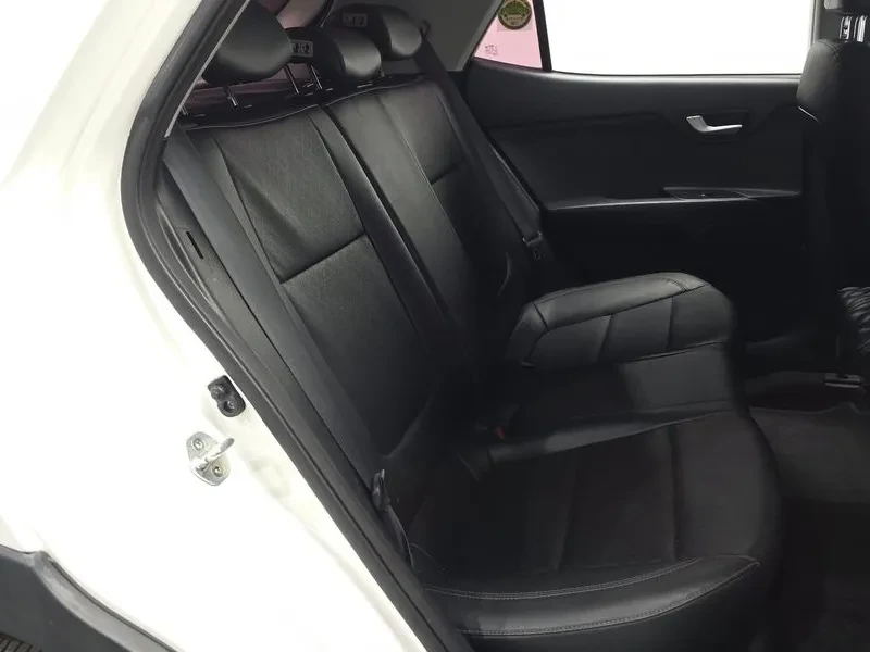 Kia Stonic Diesel 1.6 Trendy, снимка 11 - Автомобили и джипове - 56497763