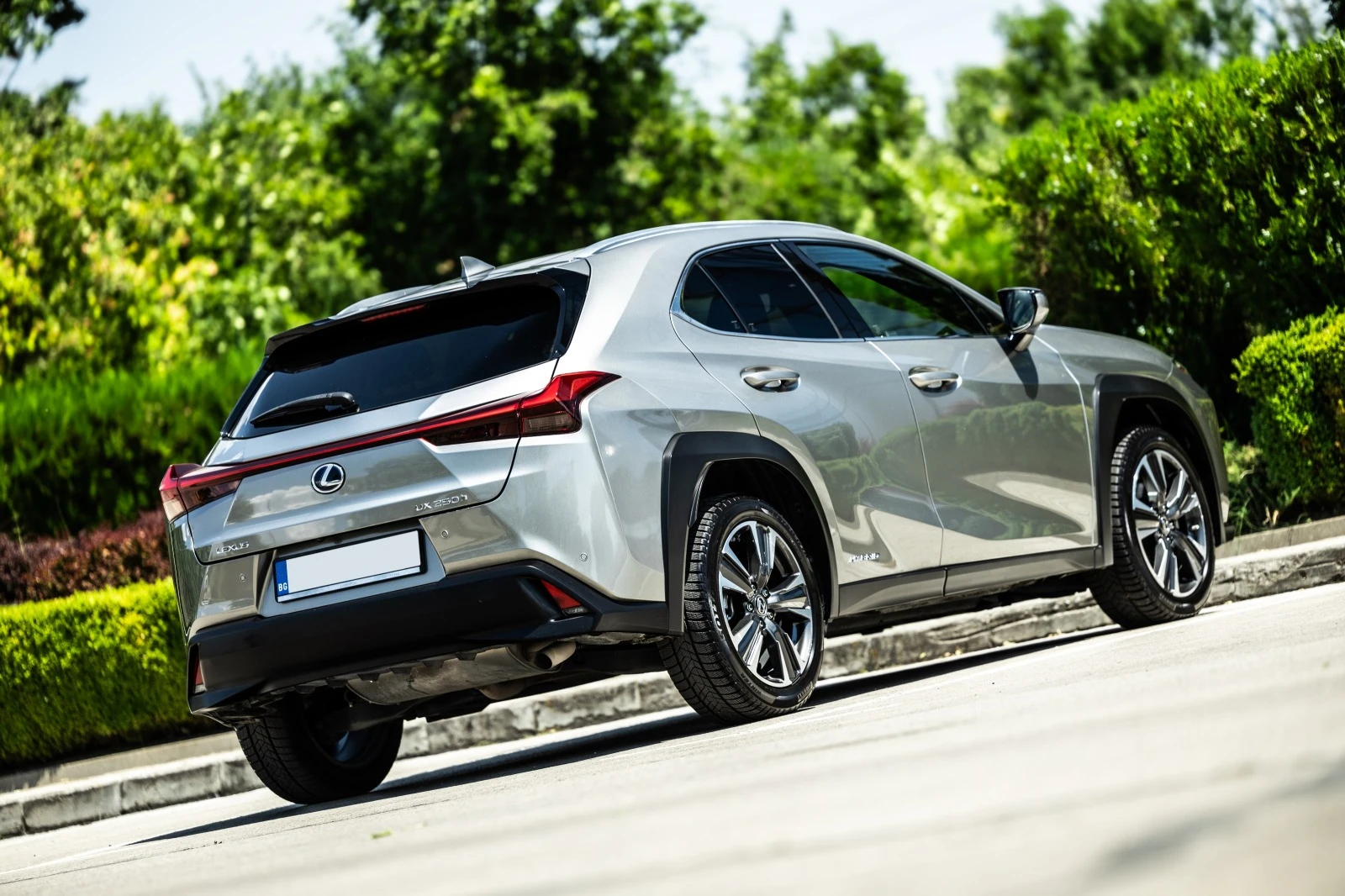 Lexus UX 250h HYBRID FULL ПРОМОЦИЯ - изображение 6