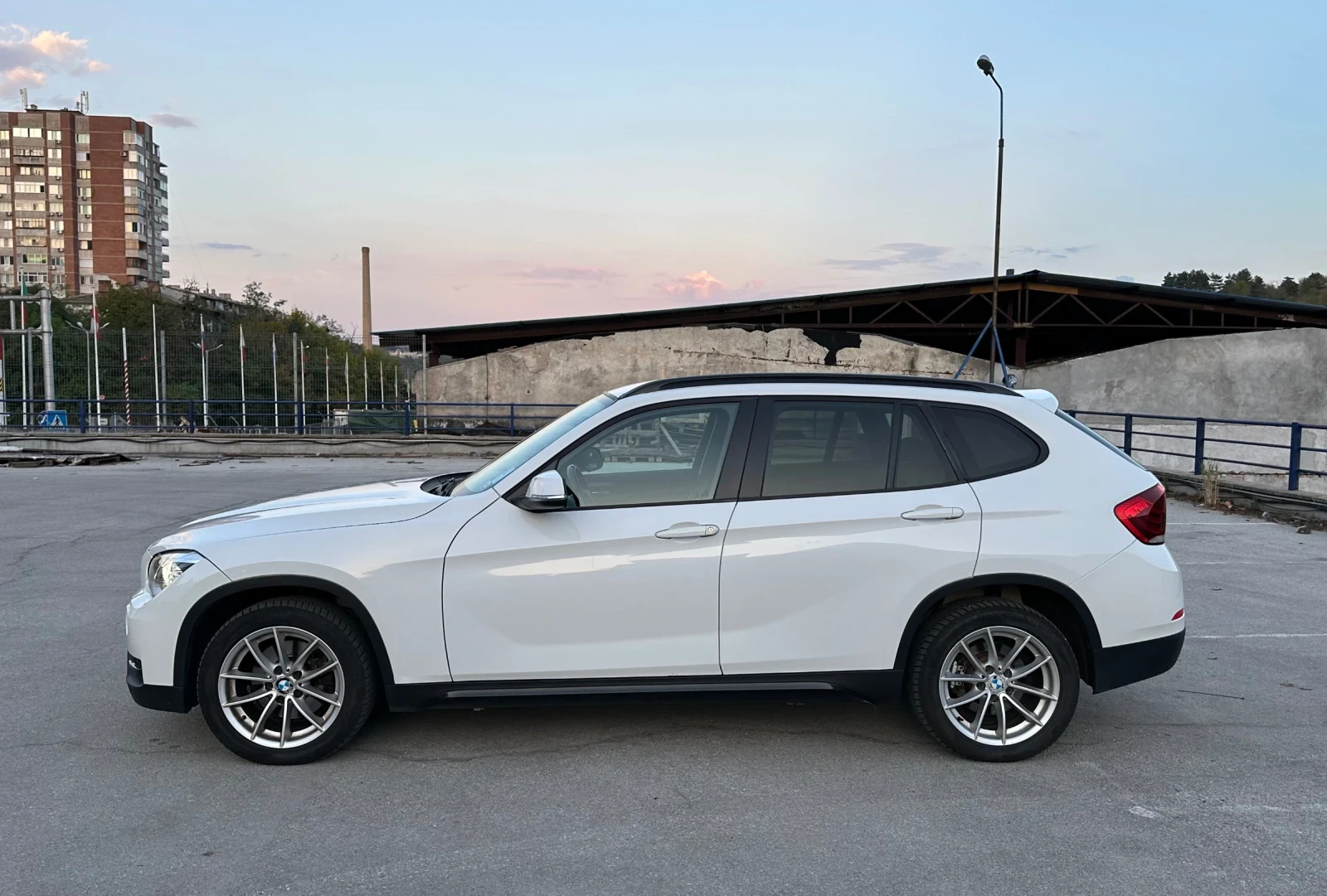 BMW X1 18D xDrive FACE - изображение 6