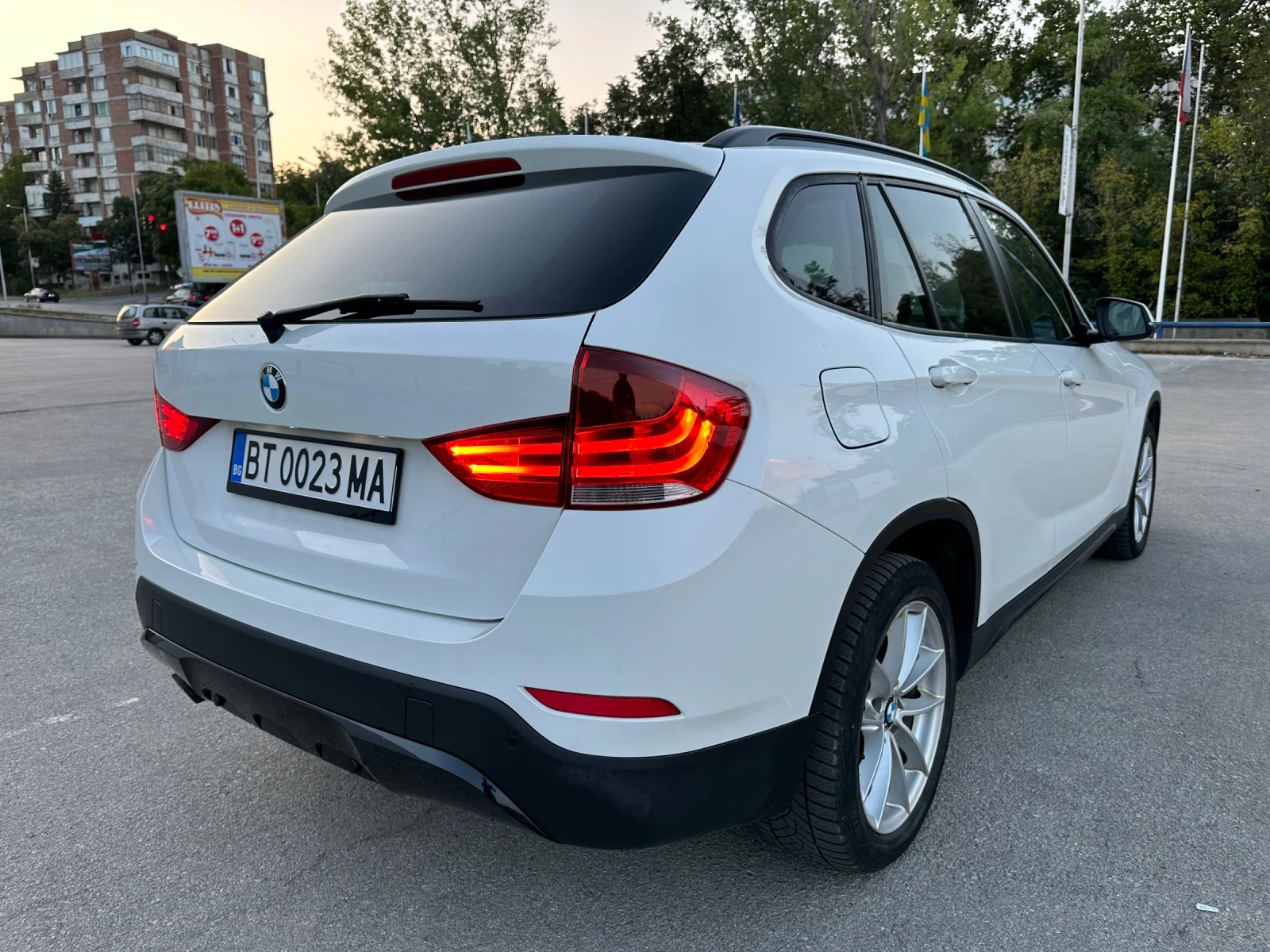 BMW X1 18D xDrive FACE - изображение 9