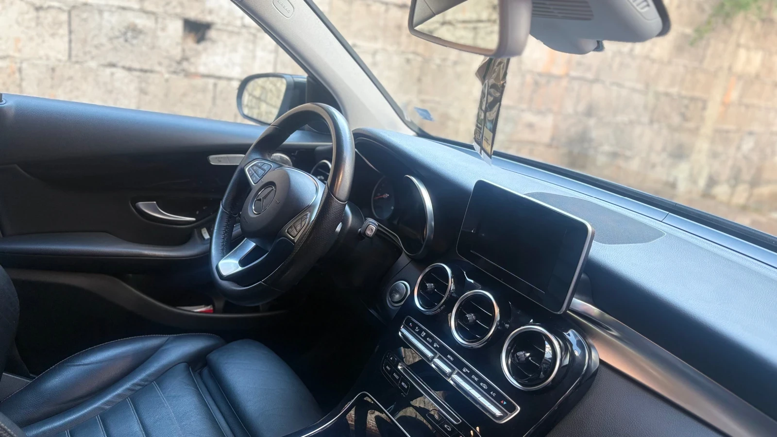 Mercedes-Benz GLC 250  - изображение 6
