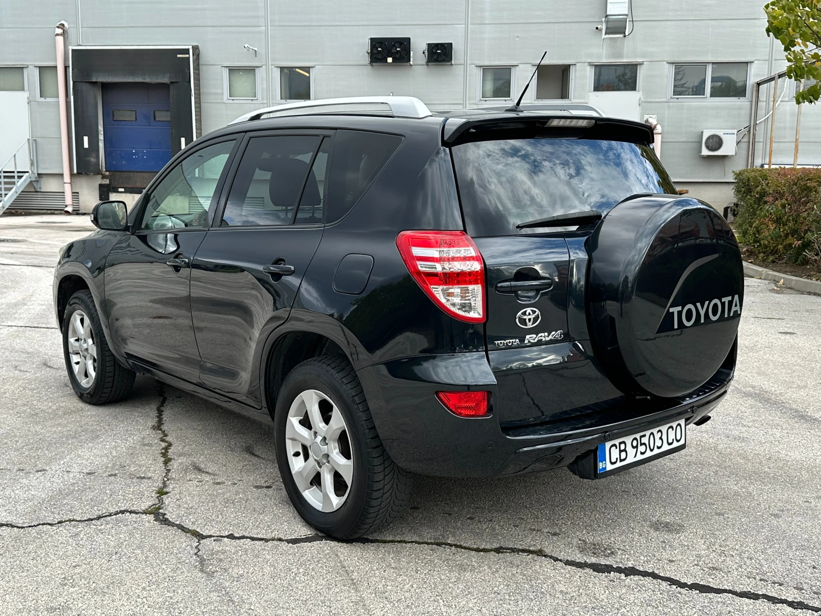 Toyota Rav4 2.2d 150 к.с. - изображение 3