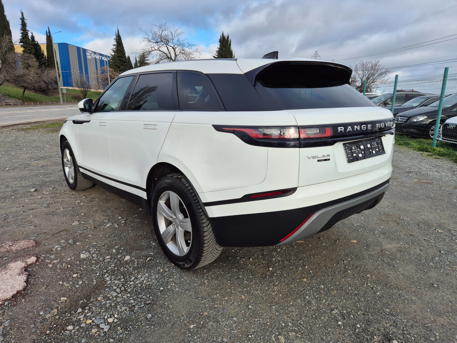 Land Rover Range Rover Velar 2.0d - изображение 3