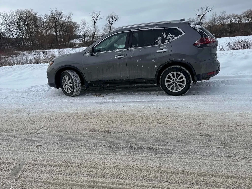 Nissan Rogue * AWD SV * CARFAX * БЕЗ ПЪРВОНАЧАЛНА ВНОСКА - изображение 2