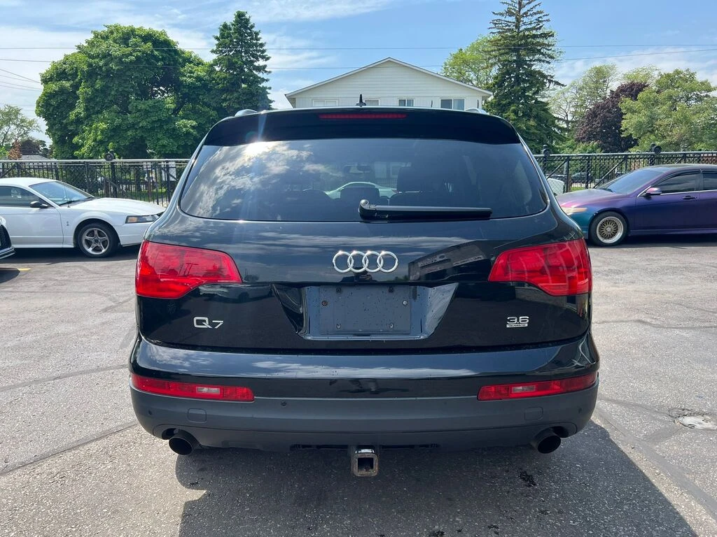 Audi Q7 quattro* Keyless* Panoramic Sunroof* Камера*  - изображение 7