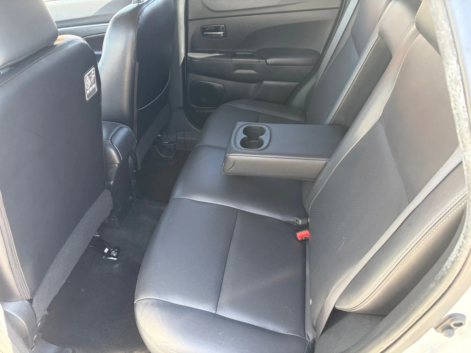 Mitsubishi ASX 1.8Did-150k.c.4WD/Panorama, keyless, Navi., Кожа/, снимка 14 - Автомобили и джипове - 53796950