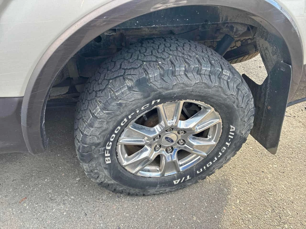 Ford F150 * 4WD SuperCrew * PANO* KEYLESS* ПОДГРЕВ* , снимка 13 - Автомобили и джипове - 53904294