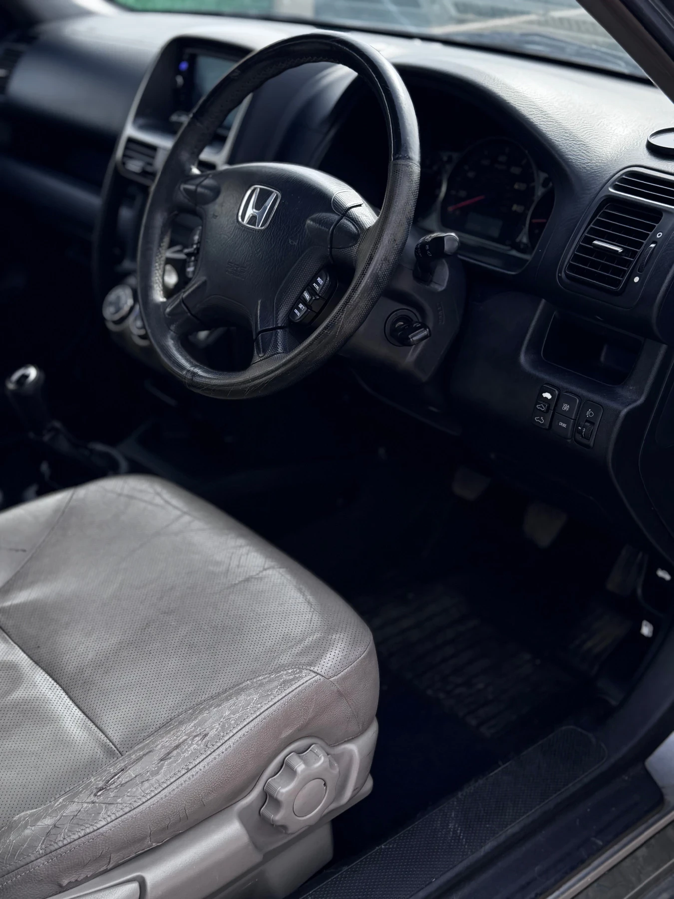 Honda Cr-v VTEC, снимка 16 - Автомобили и джипове - 53937550