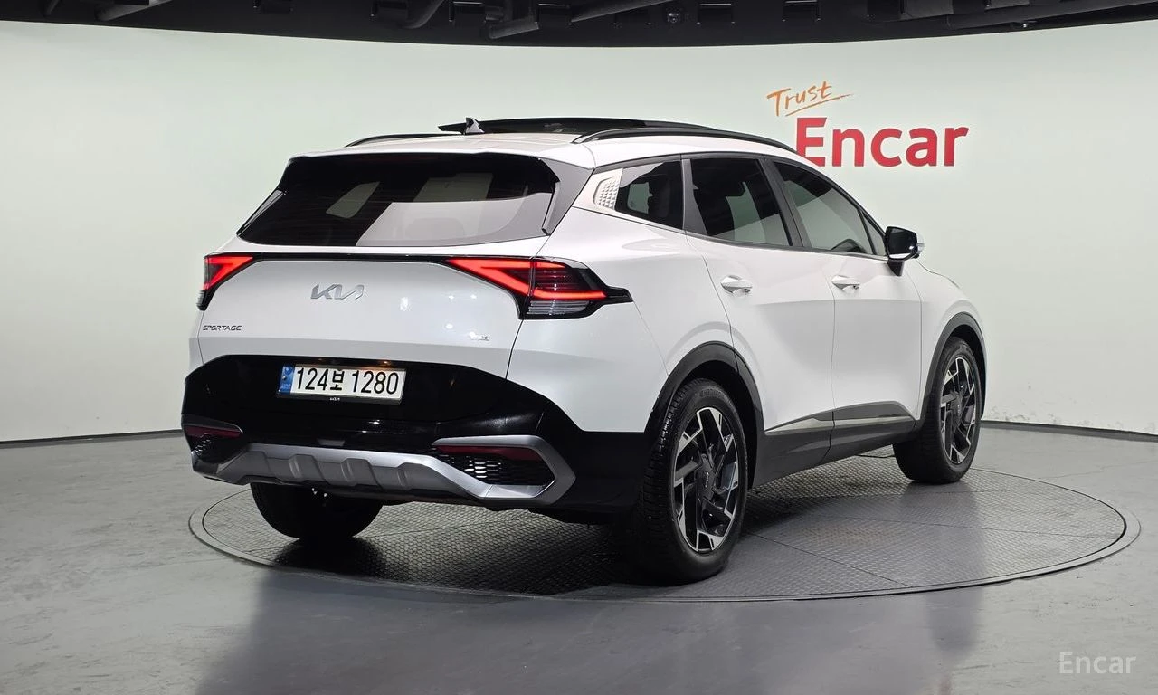 Kia Sportage 4x4 Signature* HARMAN KARDON* ПОДГРЕВ* ОБДУХВАНЕ* , снимка 3 - Автомобили и джипове - 54597424