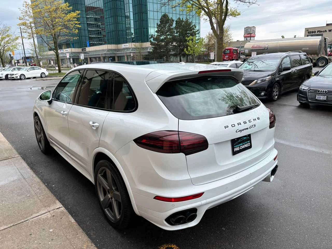 Porsche Cayenne * GTS * CARFAX * БЕЗ ПЪРВОНАЧАЛНА ВНОСКА, снимка 2 - Автомобили и джипове - 55212871