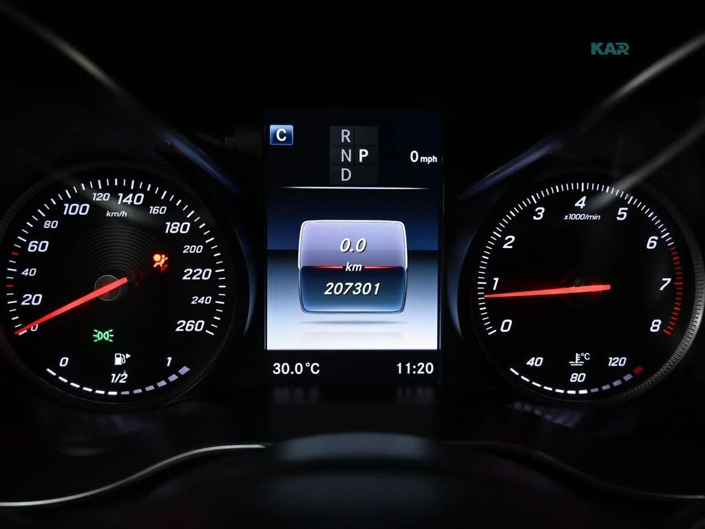 Mercedes-Benz GLC * 4MATIC * PANORAMA *  AвтоКредит * (ЦЕНА ДО БГ), снимка 12 - Автомобили и джипове - 55844972