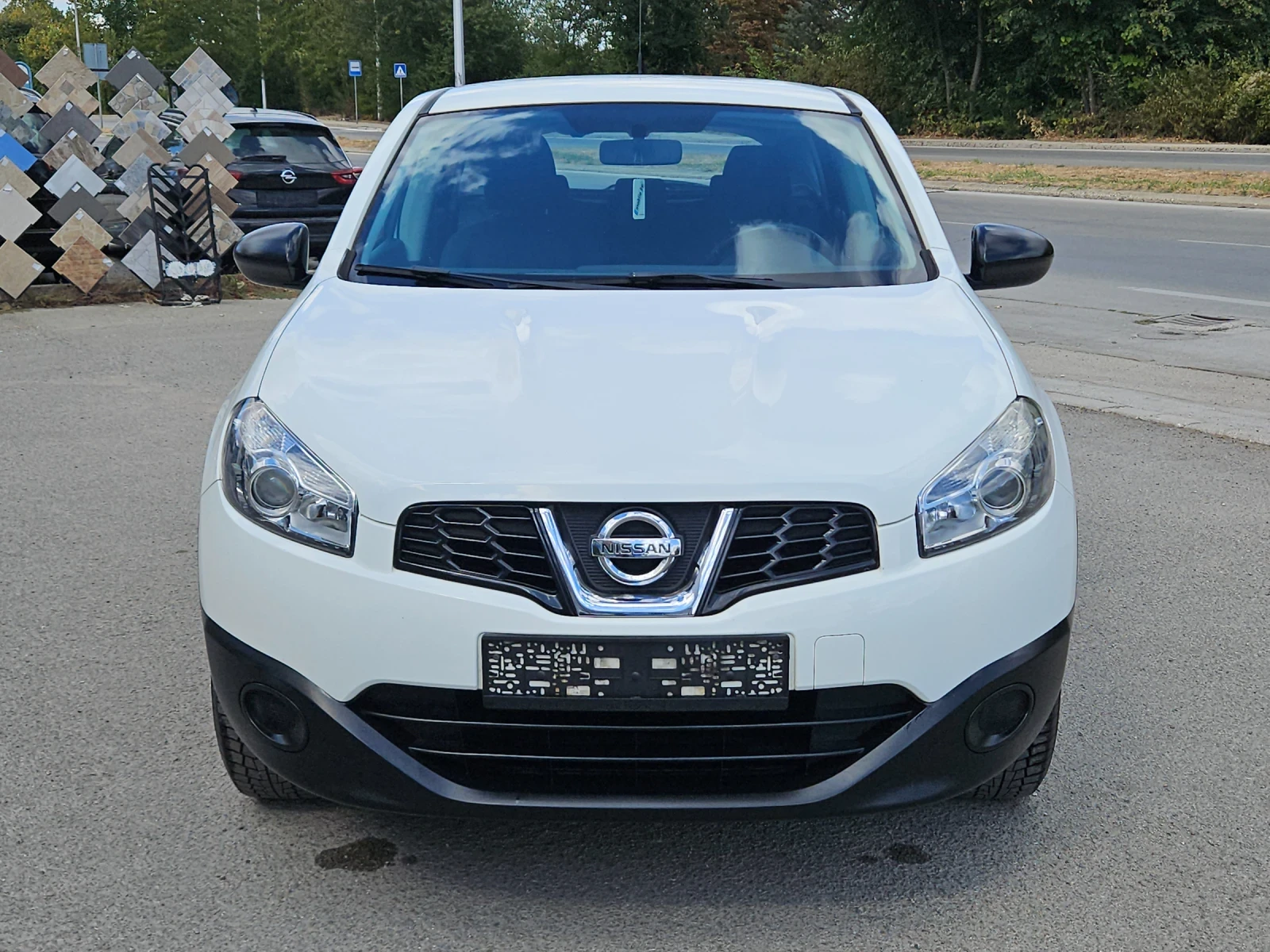 Nissan Qashqai 1.6i---FACE, снимка 2 - Автомобили и джипове - 56210695