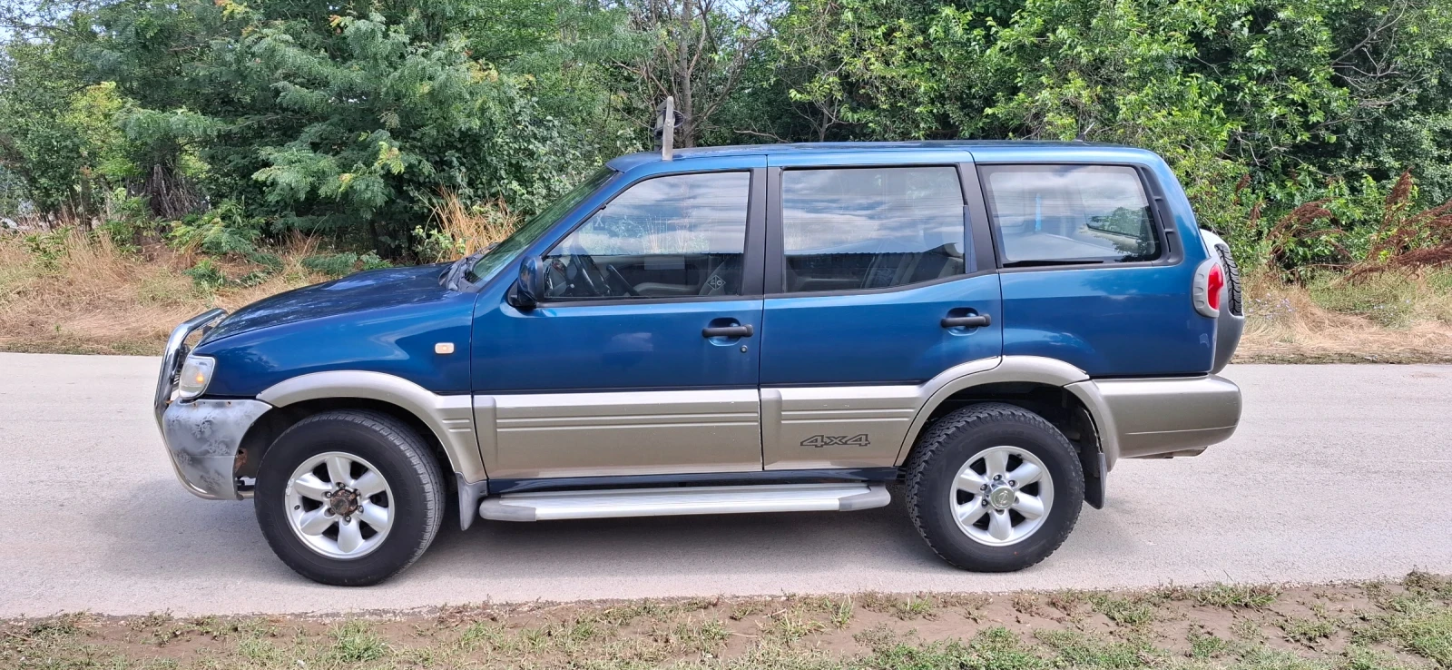 Nissan Terrano 2.7 tdi, снимка 8 - Автомобили и джипове - 56685914