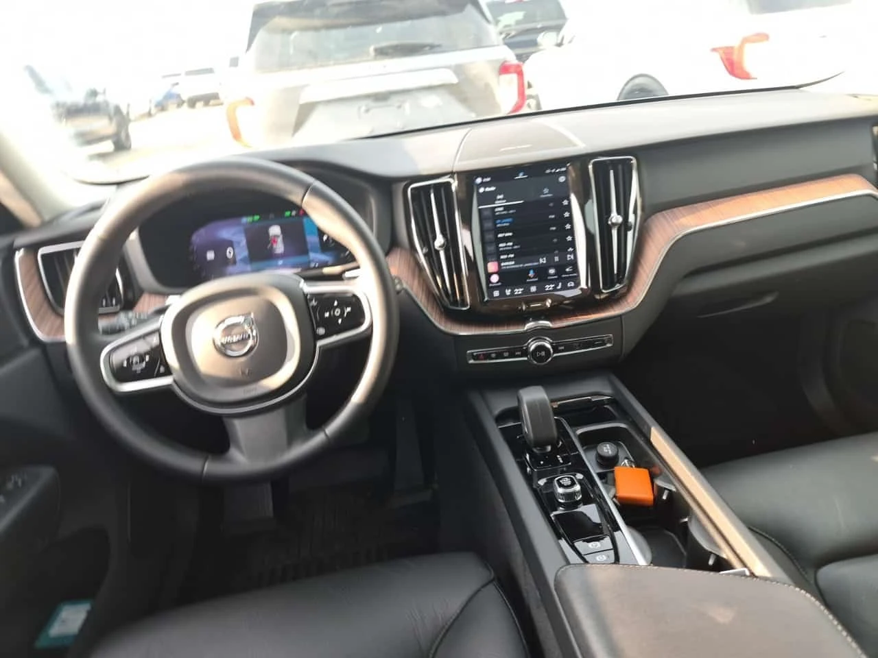 Volvo XC60 * B6 Plus Bright Theme * CARFAX * ���� ����������  | Mobile.bg � ����������� 5