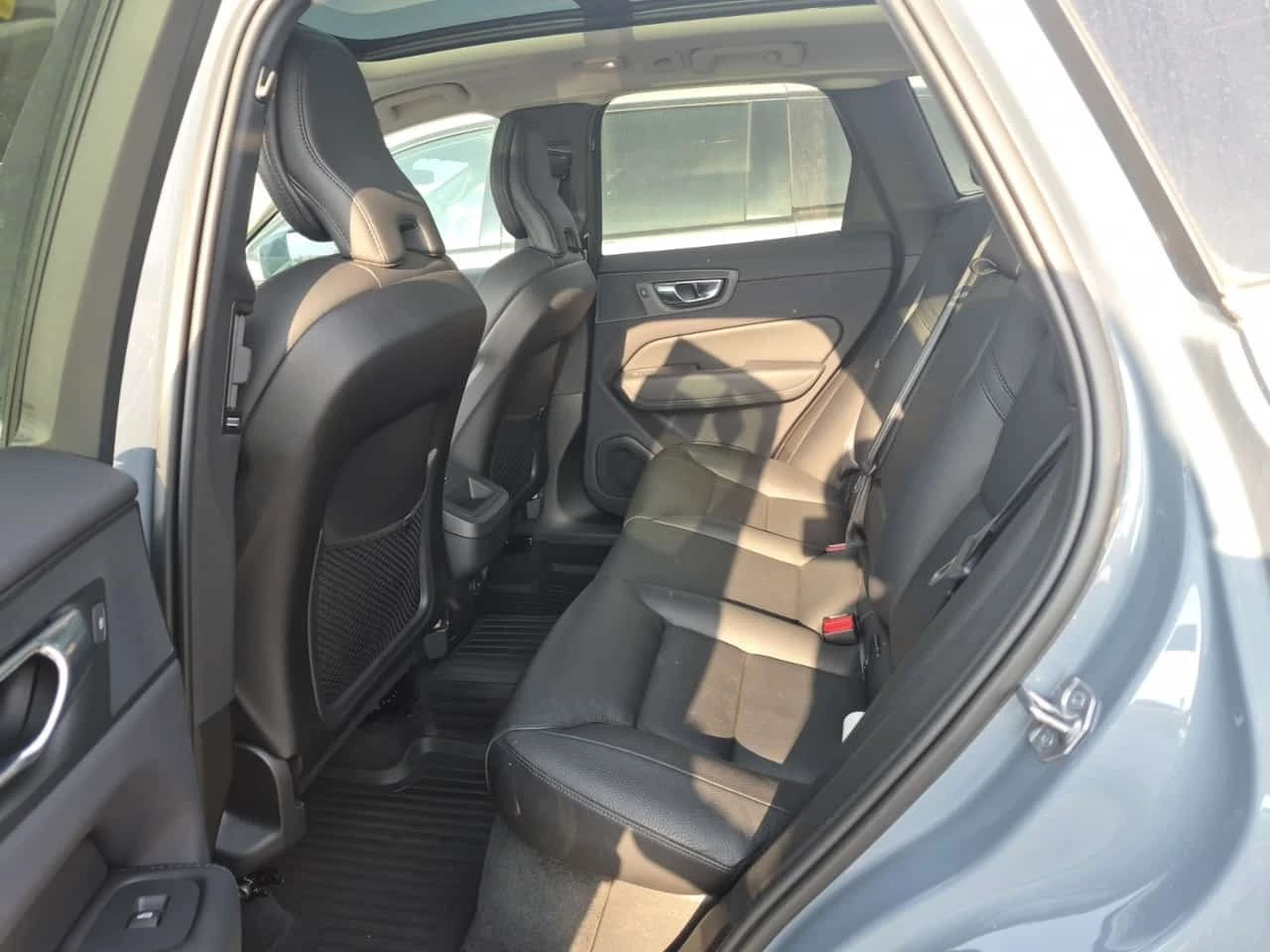 Volvo XC60 * B6 Plus Bright Theme * CARFAX * ���� ����������  | Mobile.bg � ����������� 9