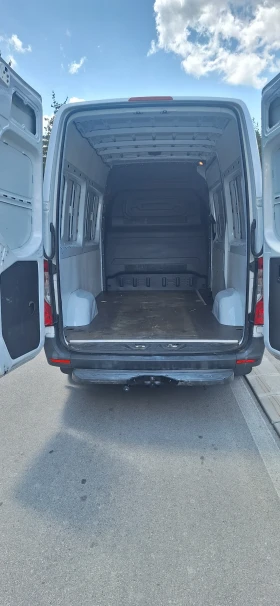 Обява за продажба на Mercedes-Benz Sprinter 311 CDI  ~33 990 лв. - изображение 4