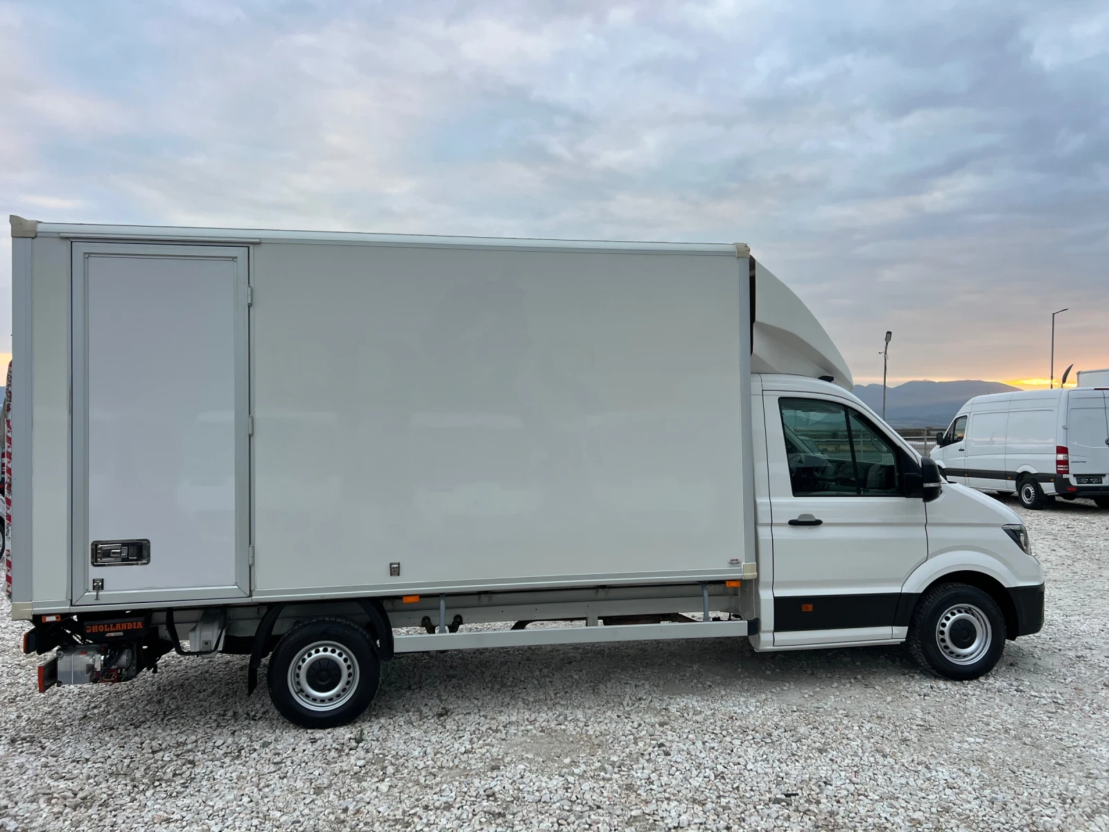 VW Crafter Фургон Борд EURO6 - изображение 8