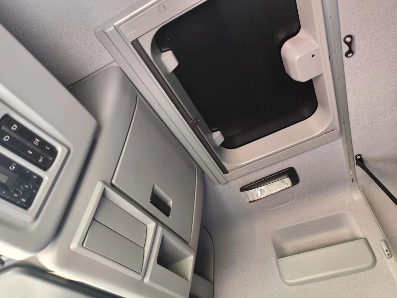 Mercedes-Benz Atego 1530, снимка 8 - Камиони - 52637164